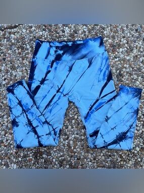 Victoria's Secret Blue Tie-Dye Jeggings